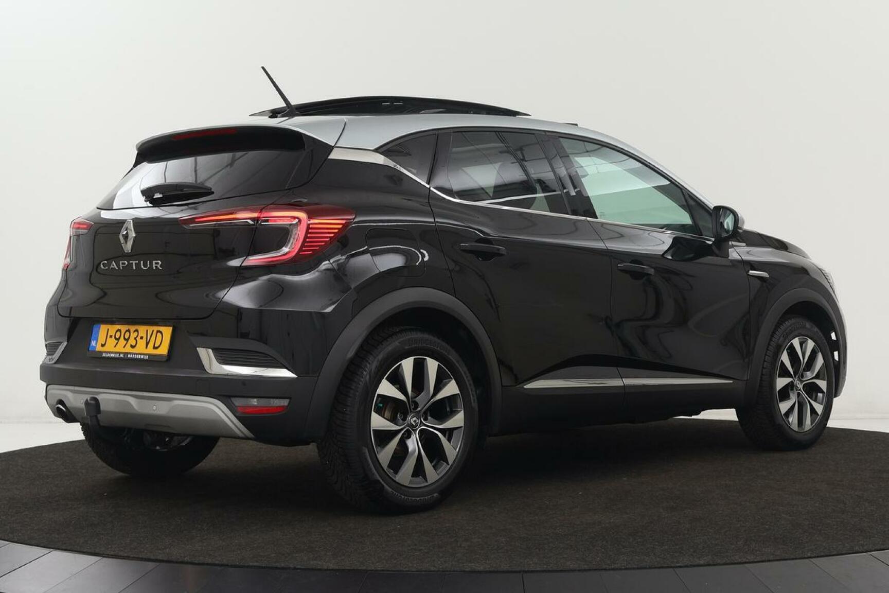 Renault-Captur-29