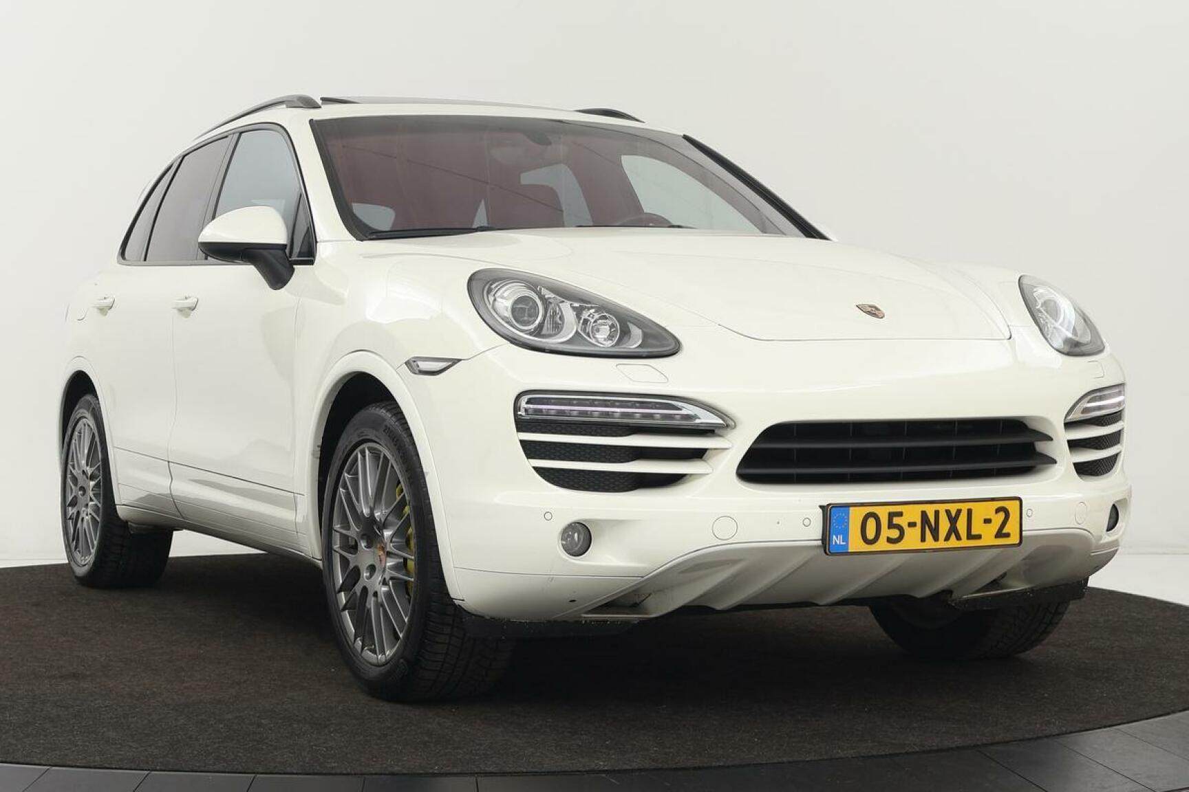 Porsche-Cayenne-30