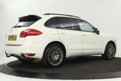 Porsche-Cayenne-29