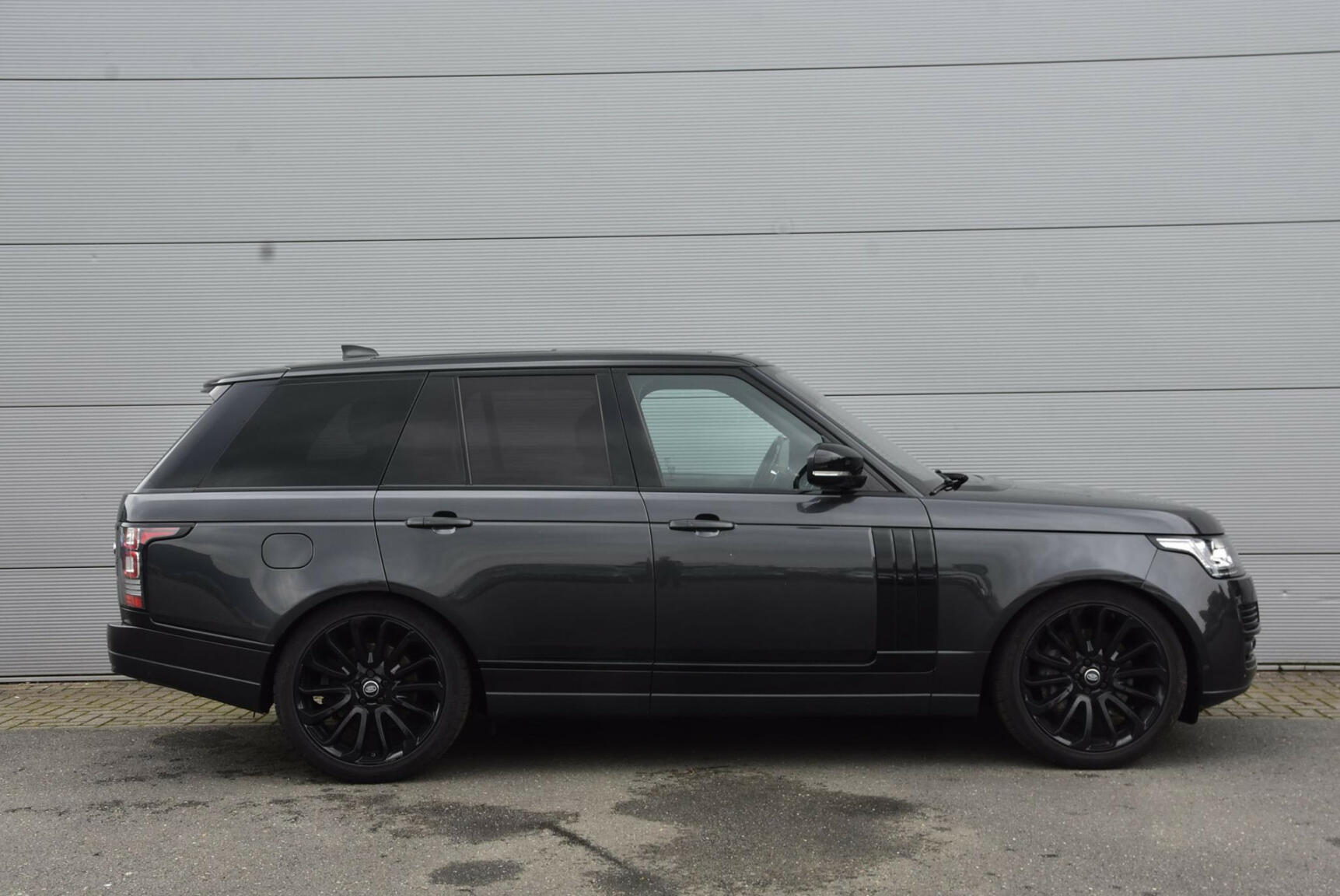 Land Rover-Range Rover-18